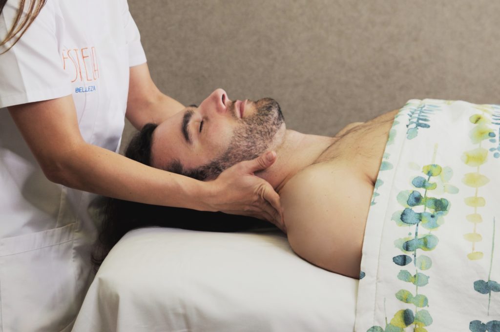 ESTELA Belleza - Tratamiento Facial. Tratamiento hombres